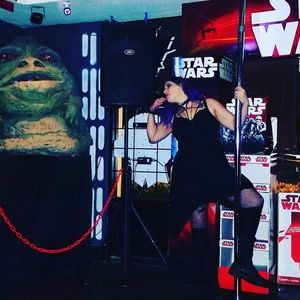 Meet your Posher, Rachael